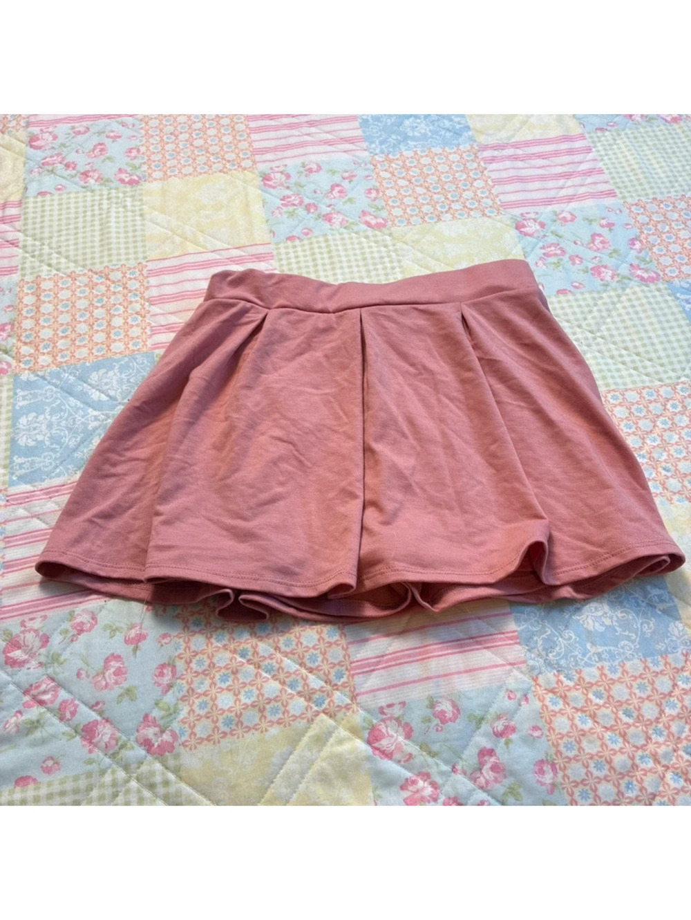 Paperoc pink pleated mini skirt with shorts vintage size medium